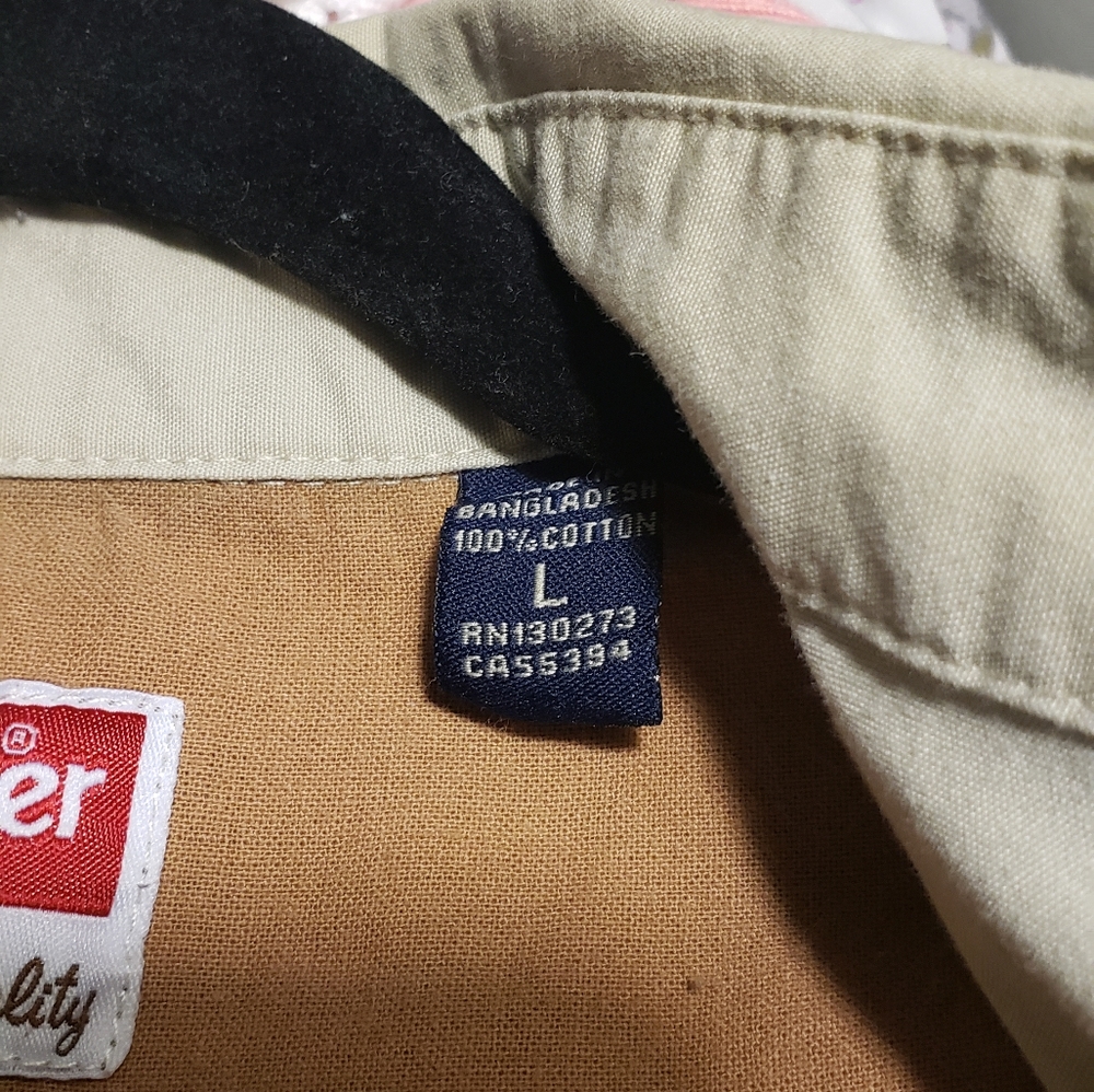 Wrangler Men's Work Shirt - Picture 4 of 8